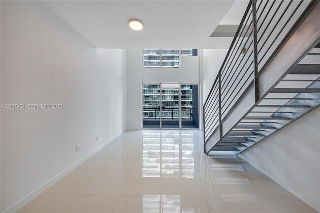 Foto del edificio - 60 SW 13th St