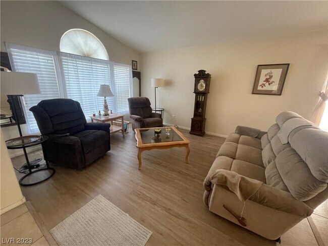 Building Photo - 2020 Diamond Brook Ct