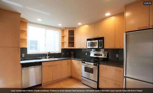 Building Photo - 338 Kirkham St