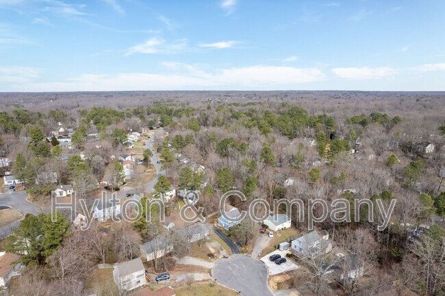 Building Photo - 3001 Duck River Ct