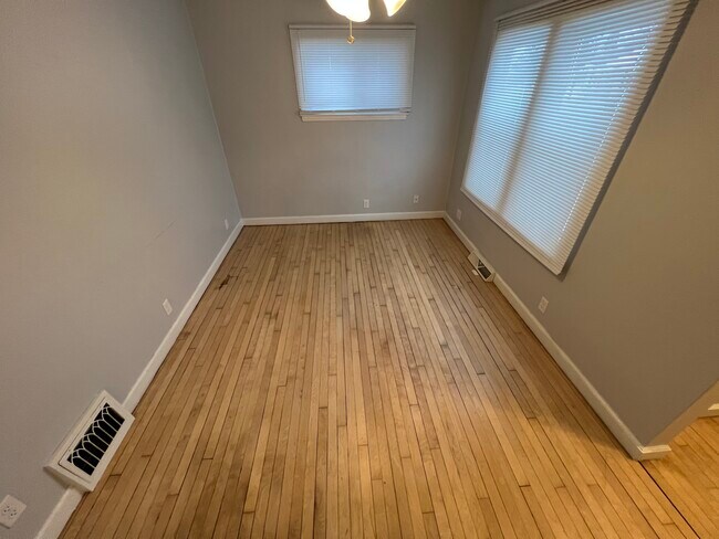 Foto del edificio - 828 S 9th Ave