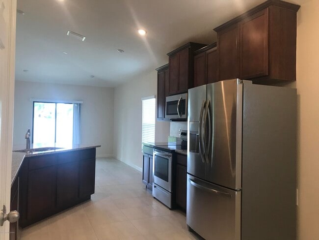 Building Photo - 3600 Whimsical Cir