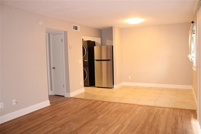 Foto del edificio - 13725 Juniper Blossom Dr