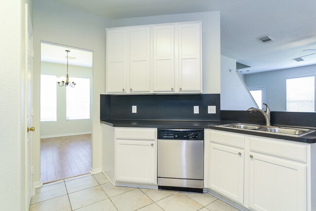 Foto del edificio - 12131 English Brook Cir