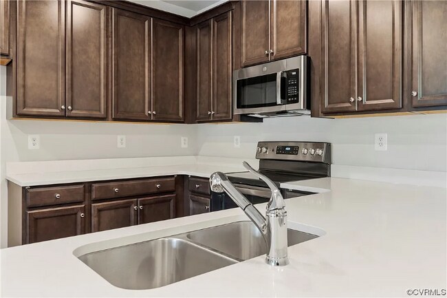 Building Photo - 2721 St Elias Dr