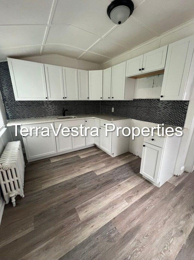 Foto del edificio - 3 Bed Single Family in Salem. Eligible for $500 Security Deposit.