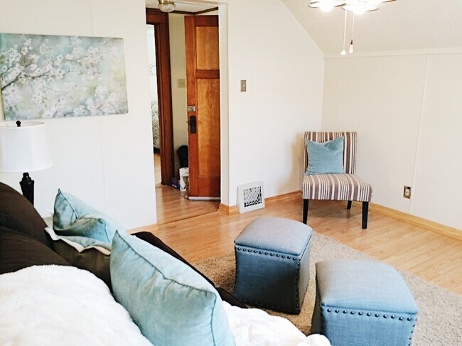 Foto del edificio - Beautiful 1 bedroom unit in West Milwaukee!