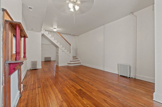 Foto del edificio - 217-219 E. Preston St.