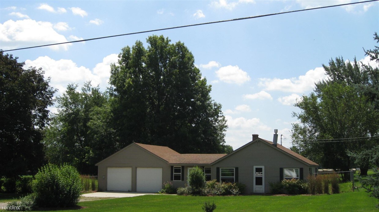 Primary Photo - 7220 84th St SE
