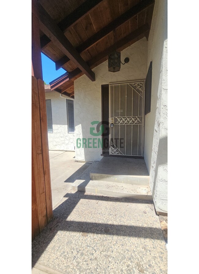 Foto del edificio - 3509-3511 Dragoo Park Dr.