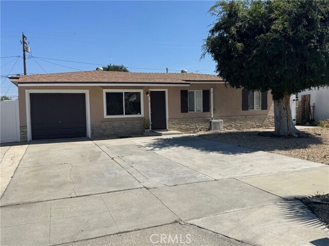 Primary Photo - 926 Griffith Way