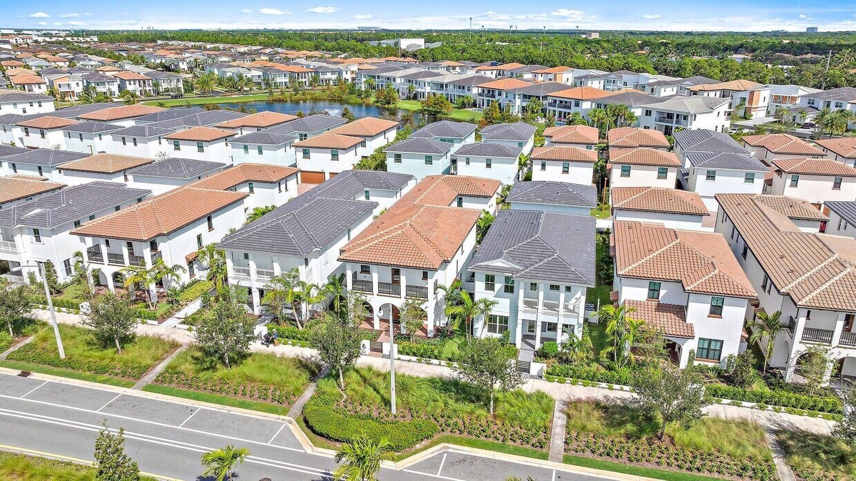 Foto principal - 13128 Alton Rd