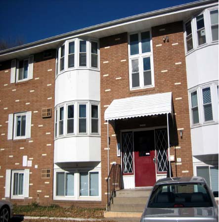 Building Photo - Pleasant Apartments