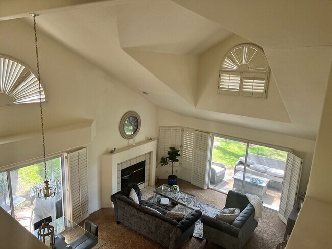 Building Photo - 7070 Big Springs Ct