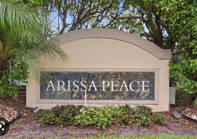 Building Photo - 2080 Greenview Shores Blvd