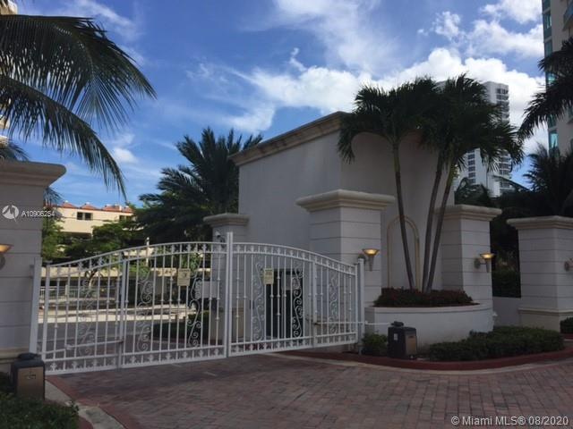Building Photo - 19400 Turnberry Way