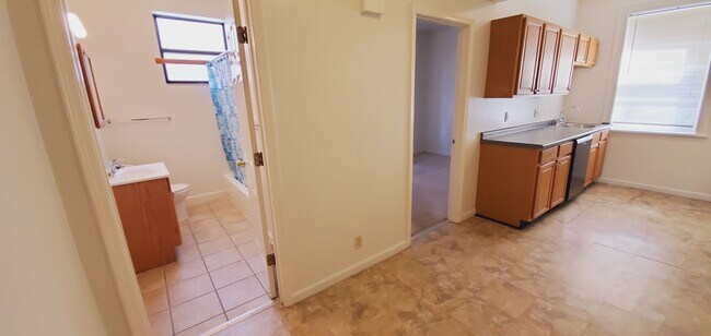 Foto del edificio - 6244 Cabanne Ave