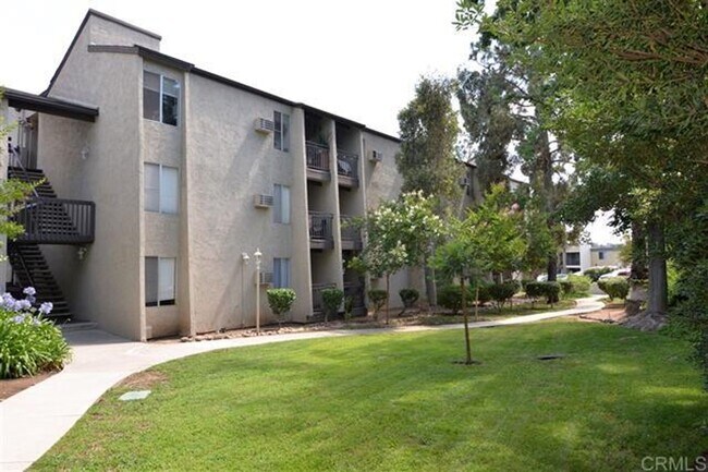 Foto del edificio - Spacious 1 Bedroom Parkway Pointe Condo!