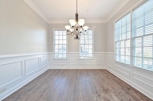 Building Photo - 315 Rose Garden Ln