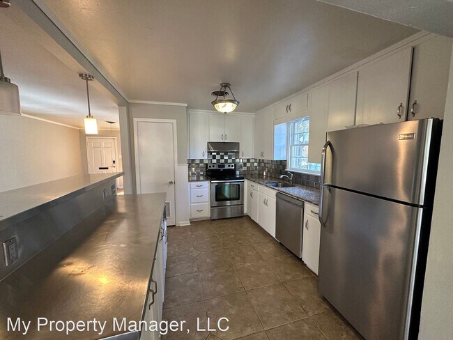 Building Photo - 3 br, 2 bath House - 176 Charles Street