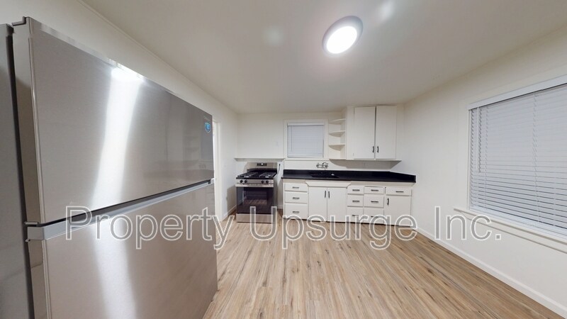 Foto principal - 20028 Loop St