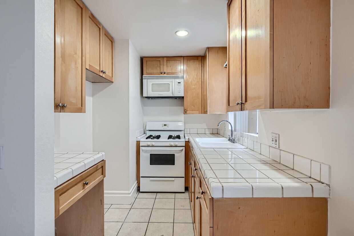 South Virgil Apartments Apartments in Los Angeles, CA Westside Rentals