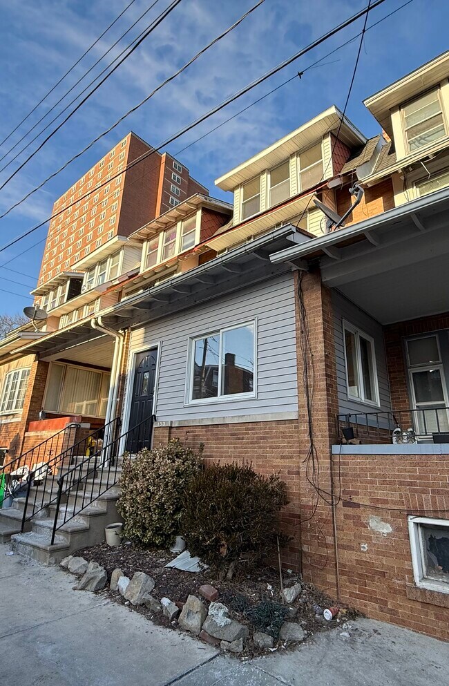 Foto del edificio - 133 S 15th St