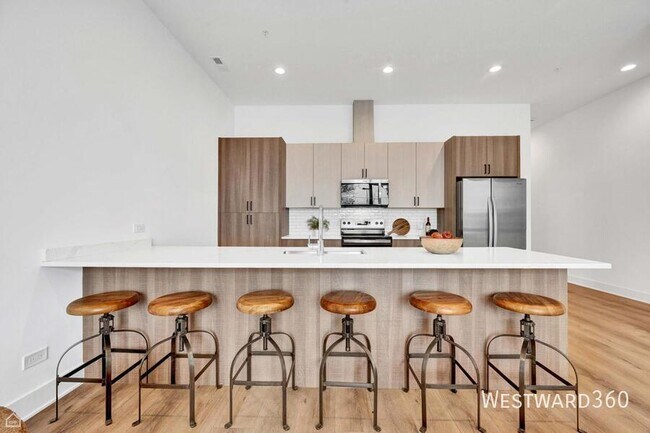 Foto del edificio - 1615 W 13th St