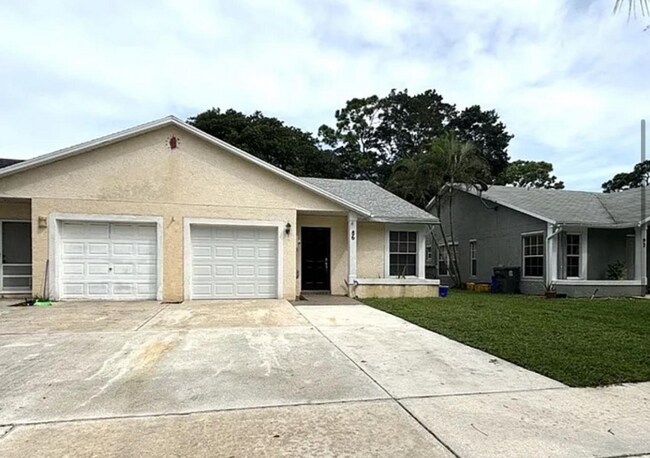 Foto del edificio - 86 Pheasant Run Blvd