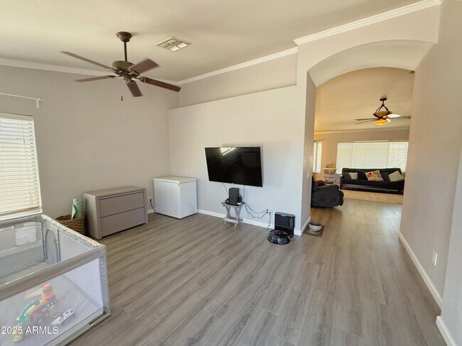 Foto del edificio - 8403 W Dreyfus Dr