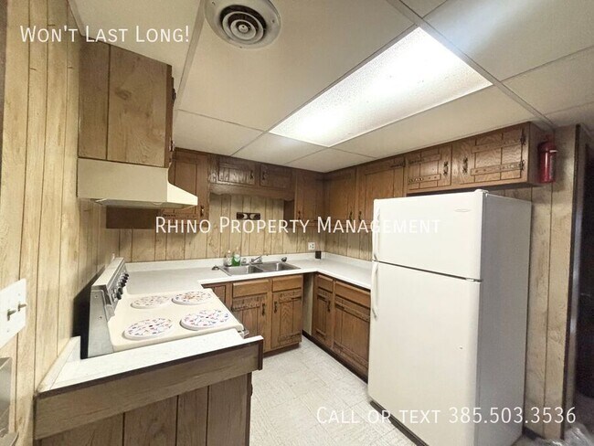 Foto del edificio - 825 W Arapahoe Ave