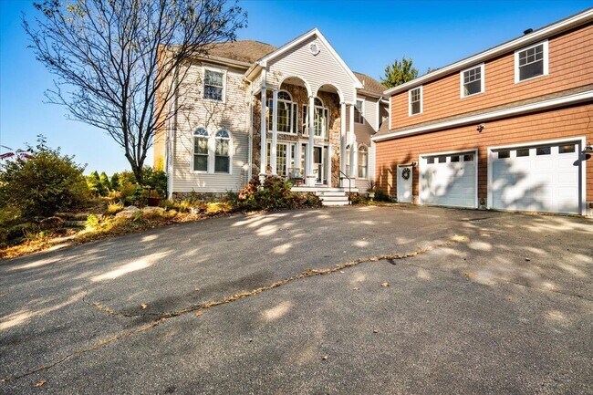 Building Photo - 61 Cortland Dr