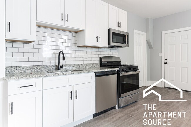 Foto del edificio - 2659 W Homer St