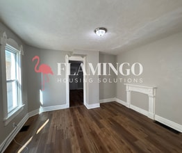 Building Photo - 139 Boltin St