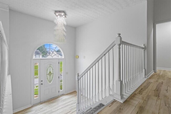 Foto del edificio - 75 Havenwood Ln