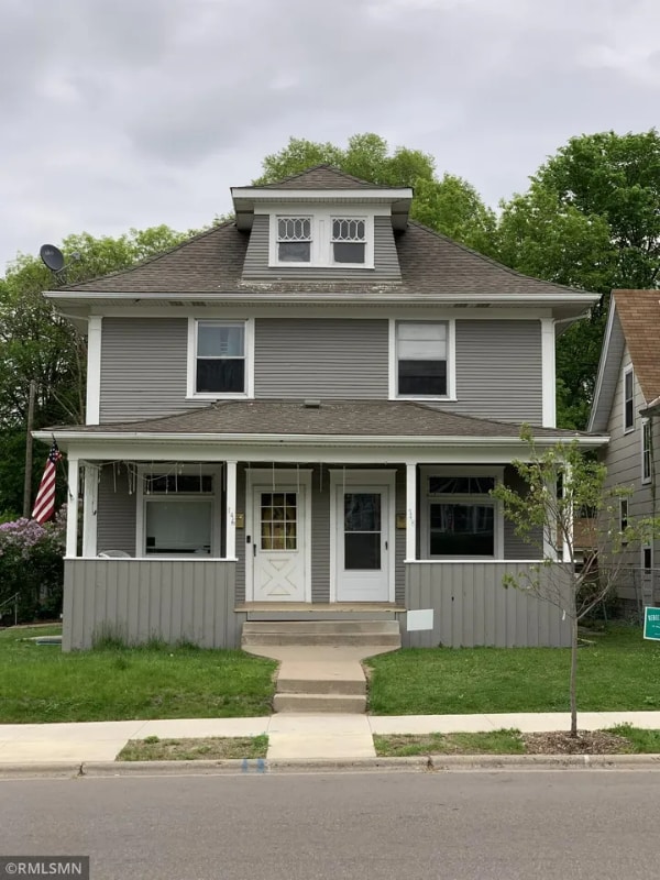 Building Photo - 746 Smith Ave S