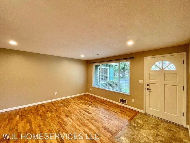 Foto del edificio - 3 br, 2 bath House - 16709 NE 92nd St