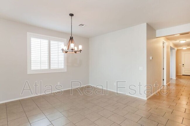 Foto del edificio - 18326 W Via Del Sol