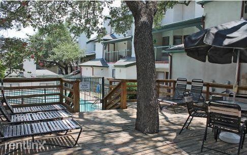 Building Photo - 5940 Danny Kaye Dr