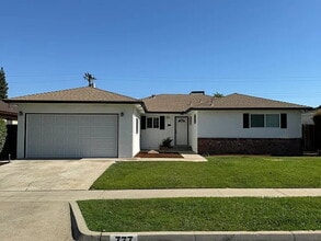 Building Photo - 777 E Dovewood Ln