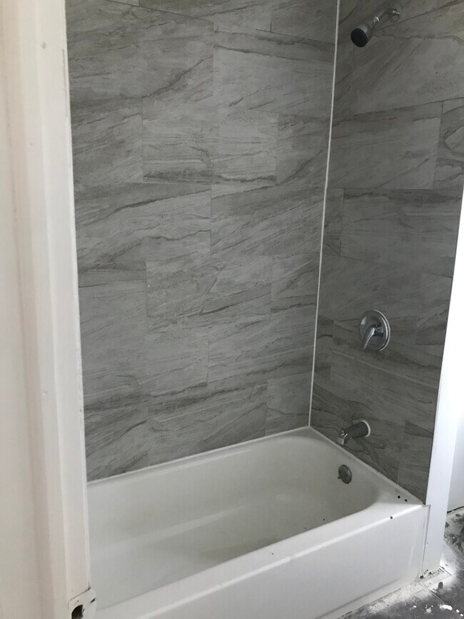 Bathroom - 229 Warburton Ave