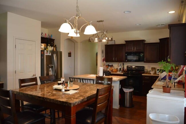 Foto del edificio - 4924 W Magdalena Ln