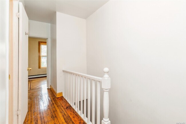 Building Photo - 317 Quincy St