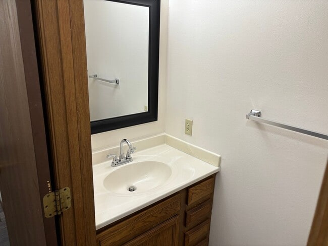 Building Photo - 2755-2761 Scarlet Oak