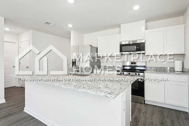 Building Photo - 25022 Ridge Ln