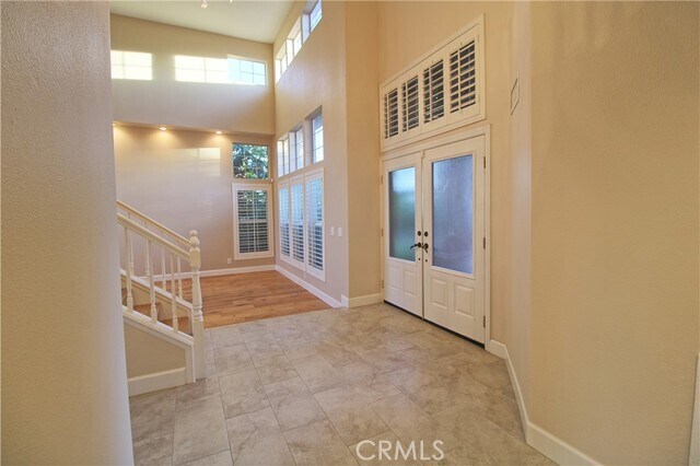 Building Photo - 6939 Ridgetop Dr