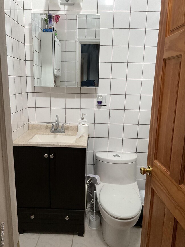 Foto del edificio - 24 Cooledge Dr