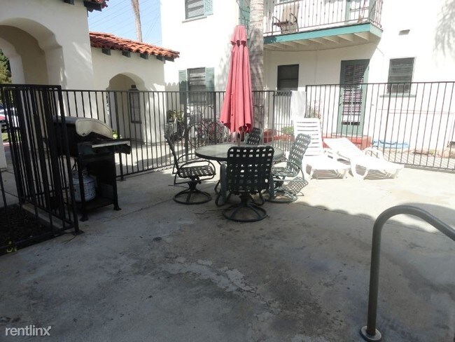 Building Photo - 1 br, 1 bath Apartment - 215 D Avenue