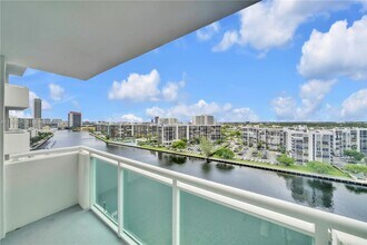 Building Photo - 3000 S Ocean Dr