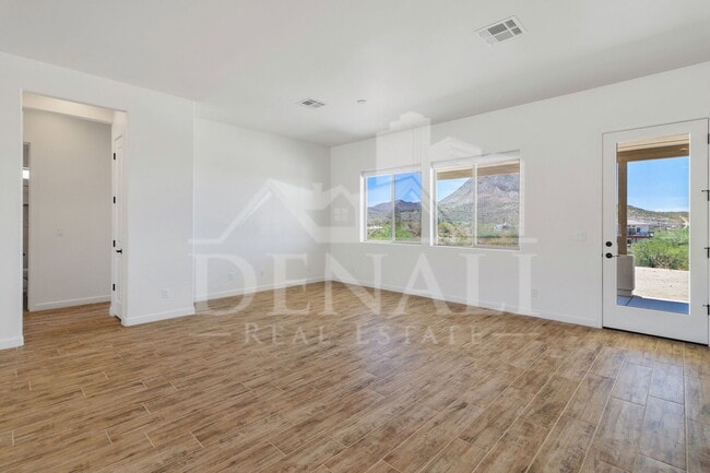 Building Photo - 48126 N Coyote Pass Rd
